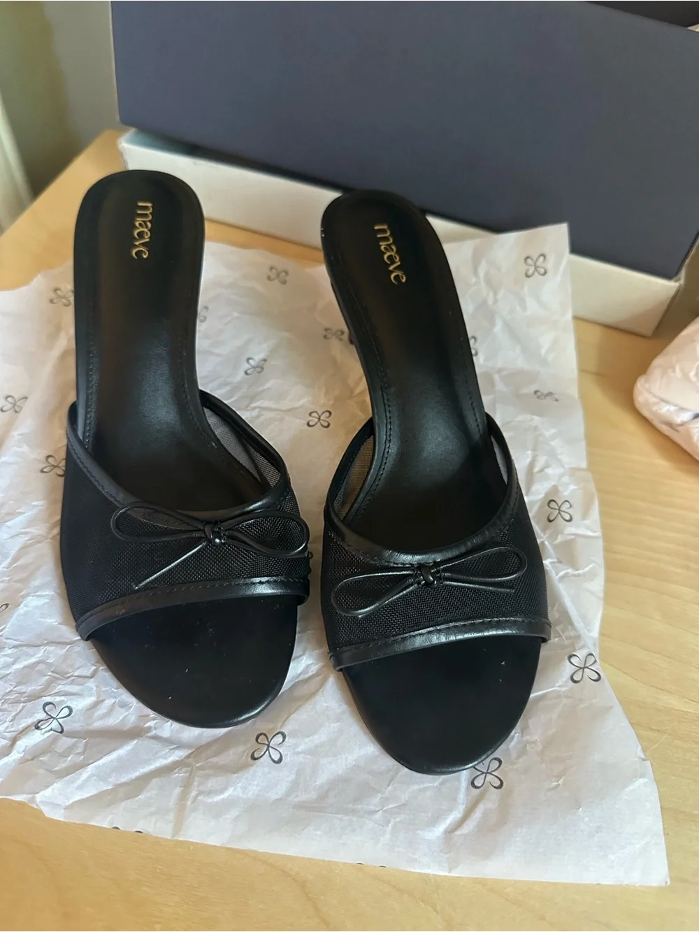 Anthropologie Maeve Black open toe kitten heels with Bow Accent